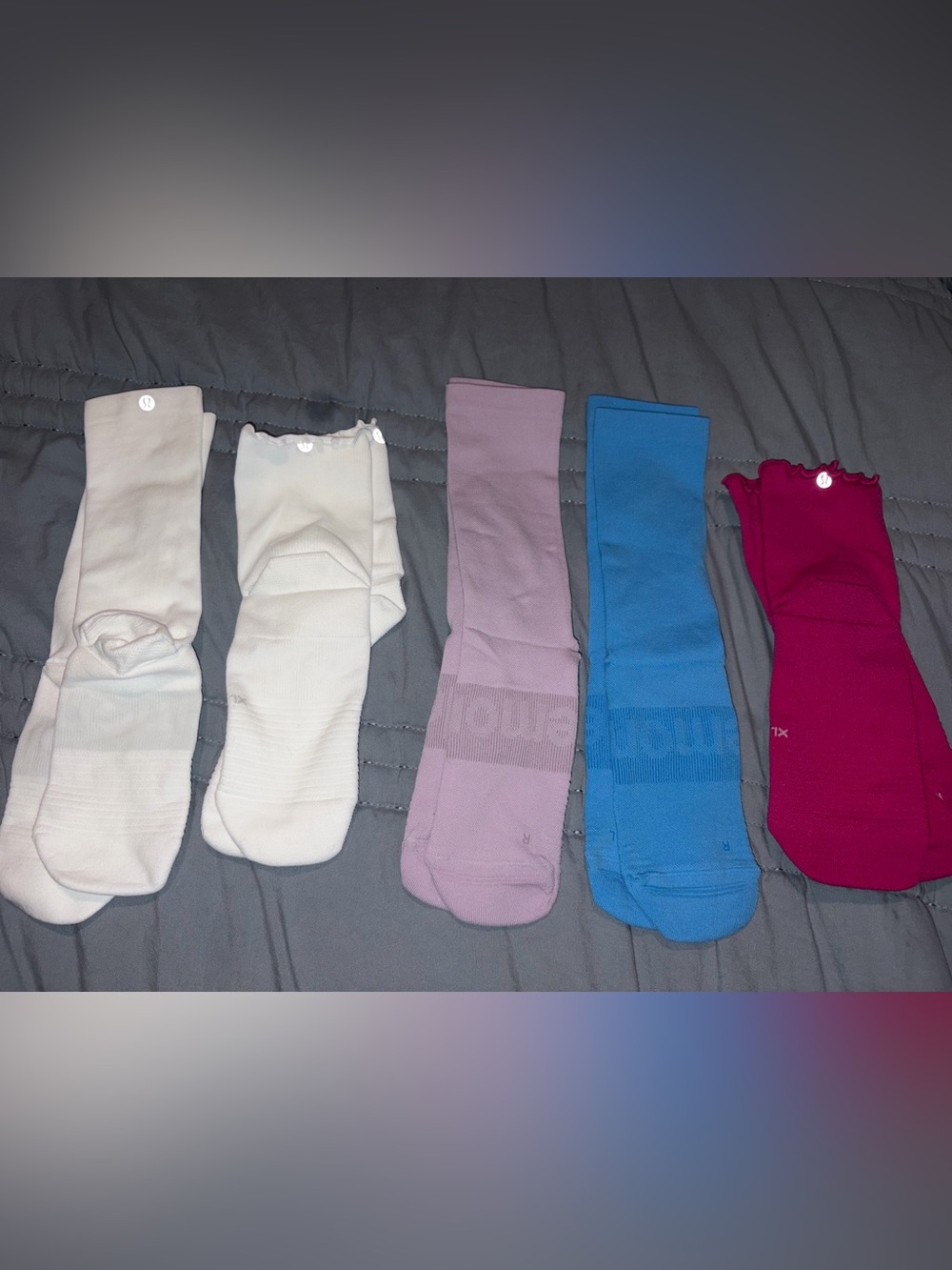 NWOT Lululemon 5 pair L/XL SOCKS